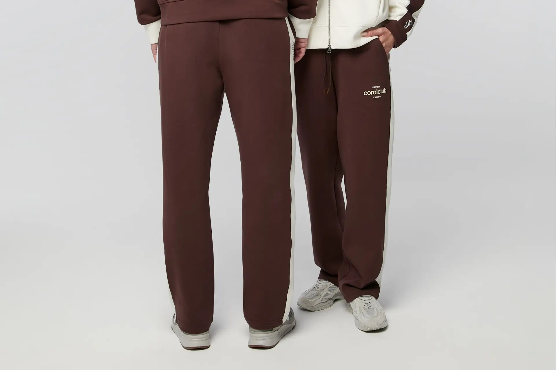 Trousers with stripe (The SS26 Merch Collection)